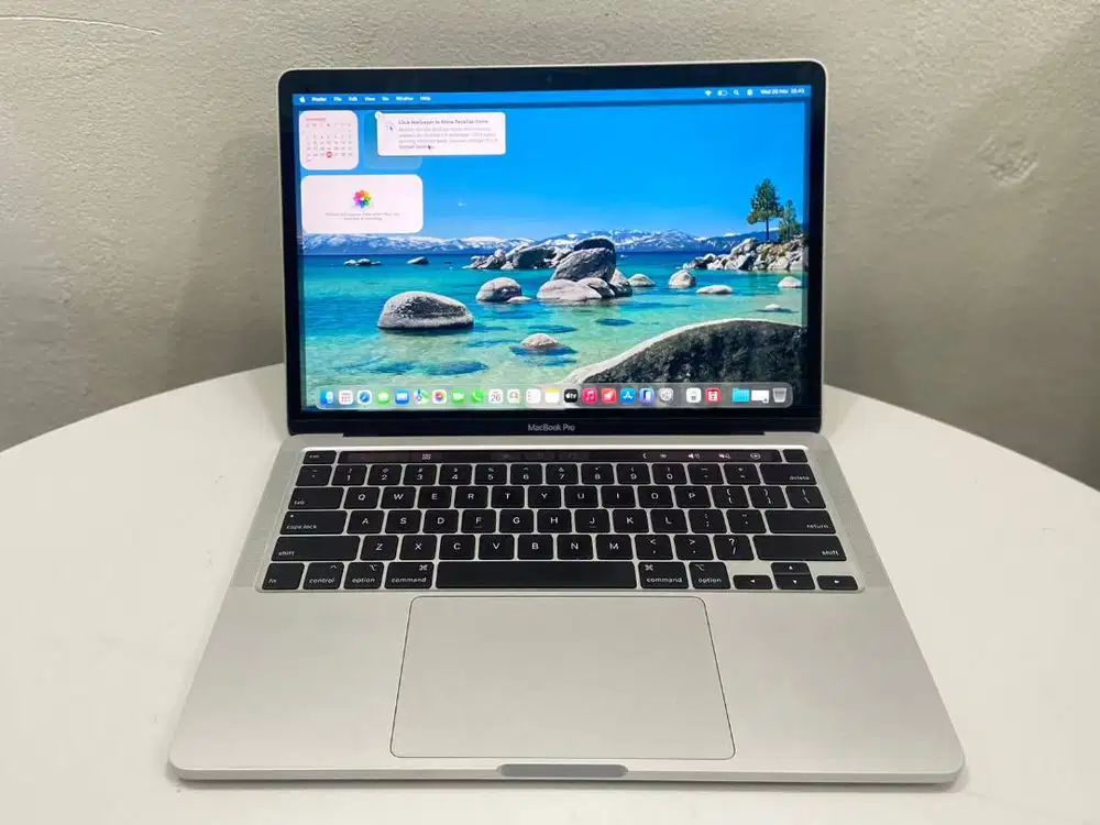 MACBOOK PRO TOUCHBAR 2020 CORE i5 Ram 16GB Layar 13inch N-EC
