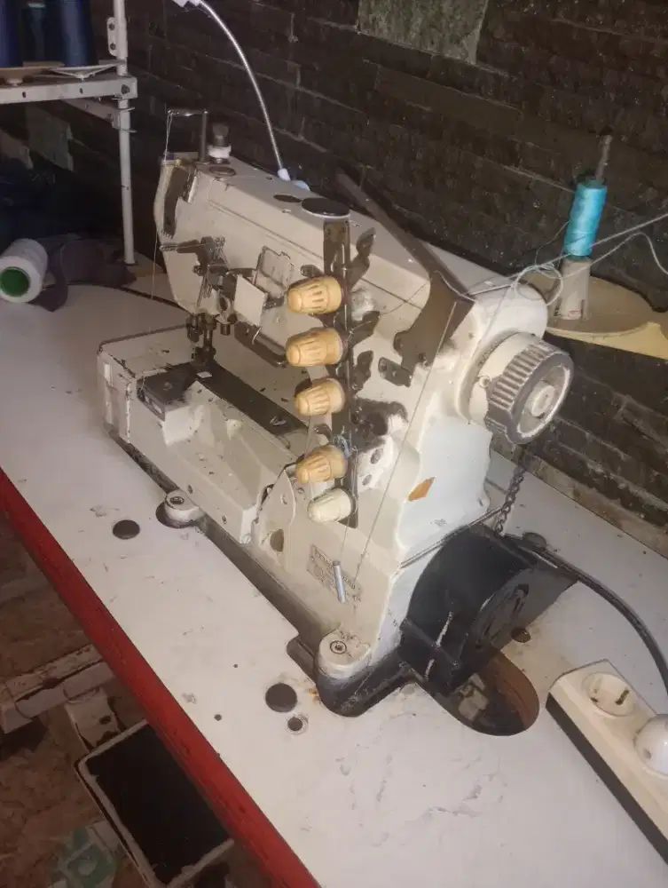 Jual mesin jahit lubang kancing Janome zig zag overdeck