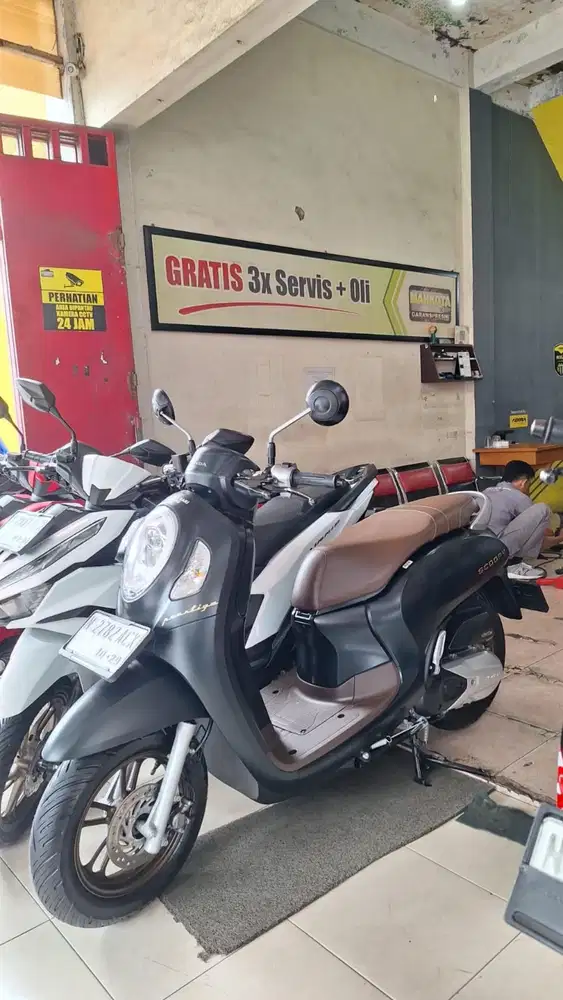 Scoopy Prestige Tahun 2024 Siap Pakai No Minus
