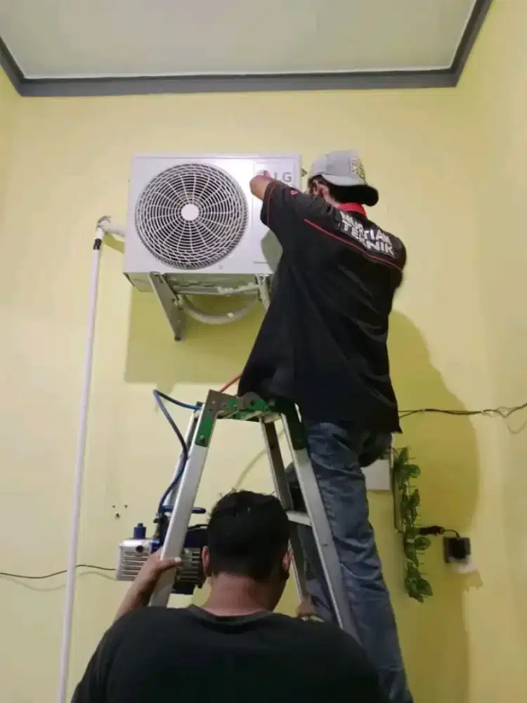 SERVICE AC KULKAS MESIN CUCI POMPA AIR BONGKAR PASANG AC