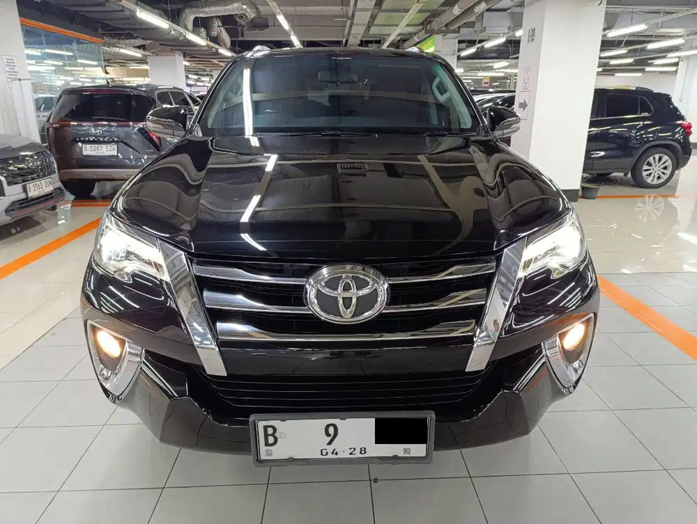 Toyota Fortuner VRZ 2.4 AT Tahun 2018/2019