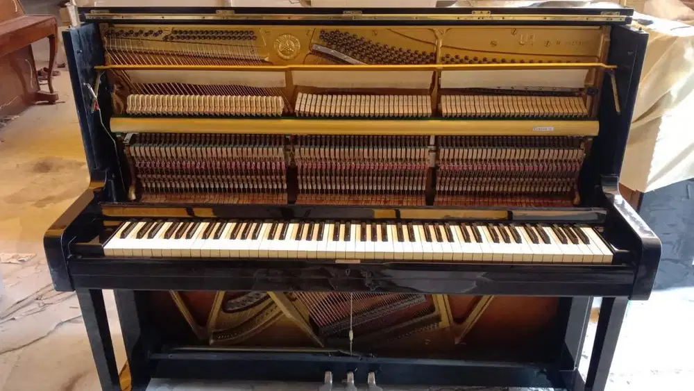 YAMAHA U1 (bisa nego)
