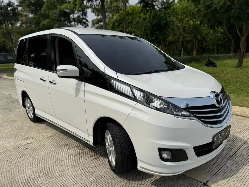 Mazda Biante 2.0 Automatic Skyactiv 2016