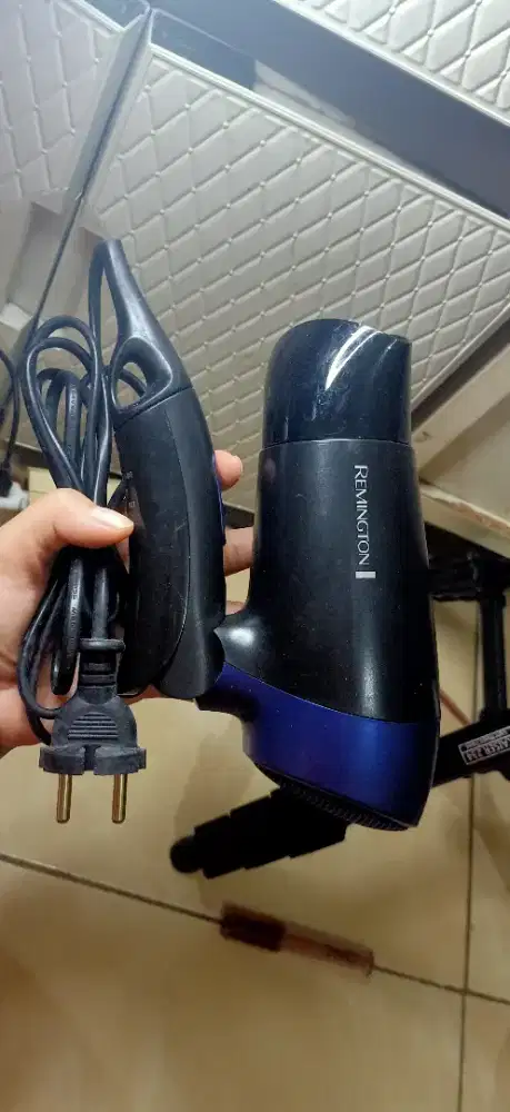 Hair dryer remington
