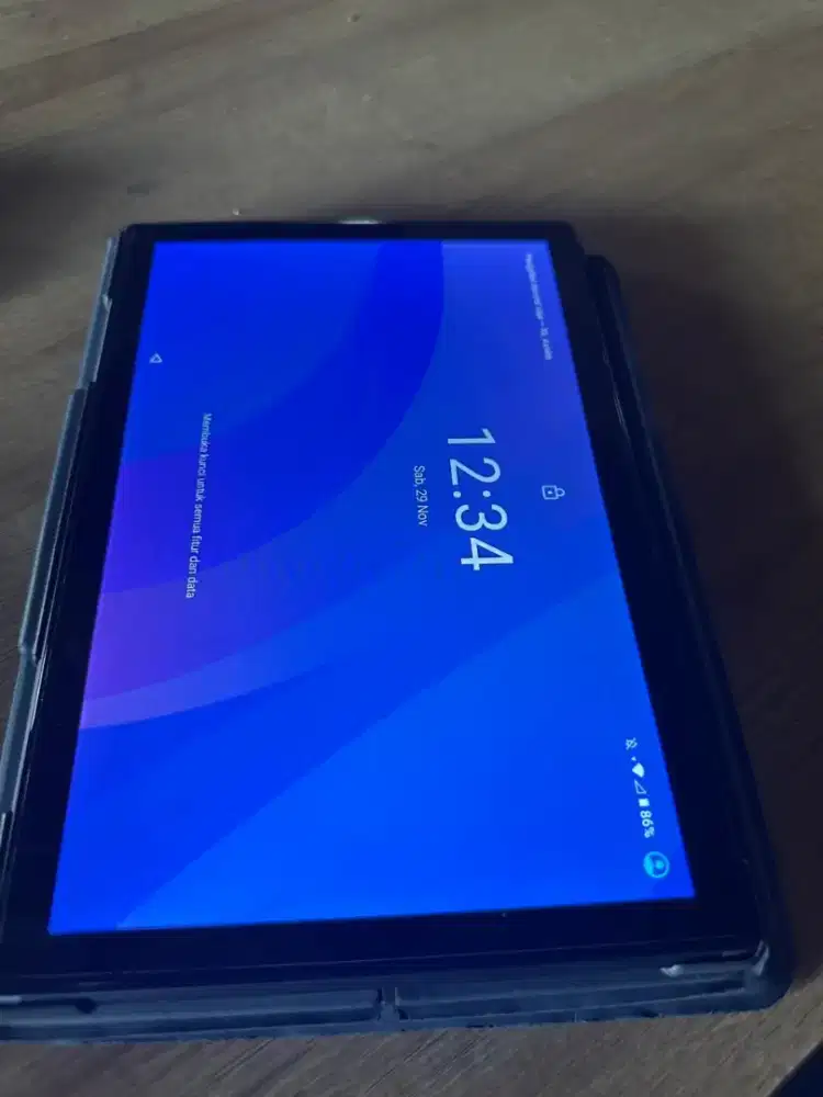 Advan Sketsa 2 + lengkap Charger+  pensil dan keyboard