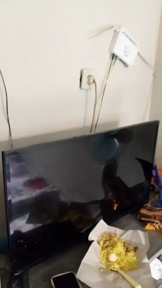 TV LED SHARP NON SMART TV (STB)