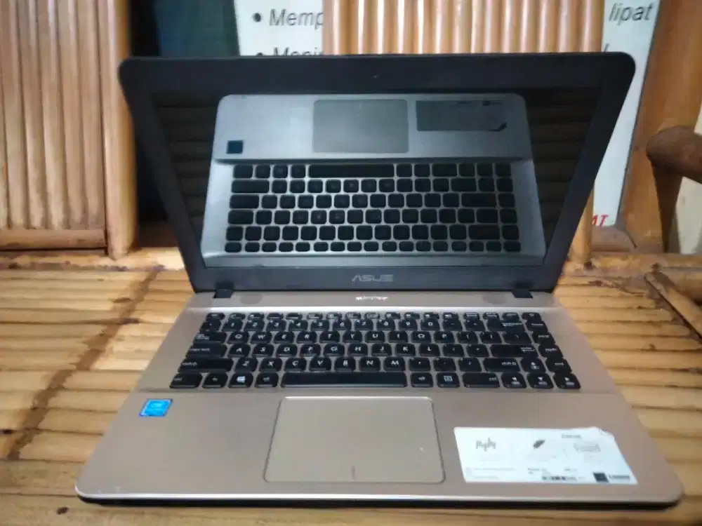 Asus vivobook X441MA/intel N4020/RAM4GB DDR4/HDD 1tb/14inch siap pake