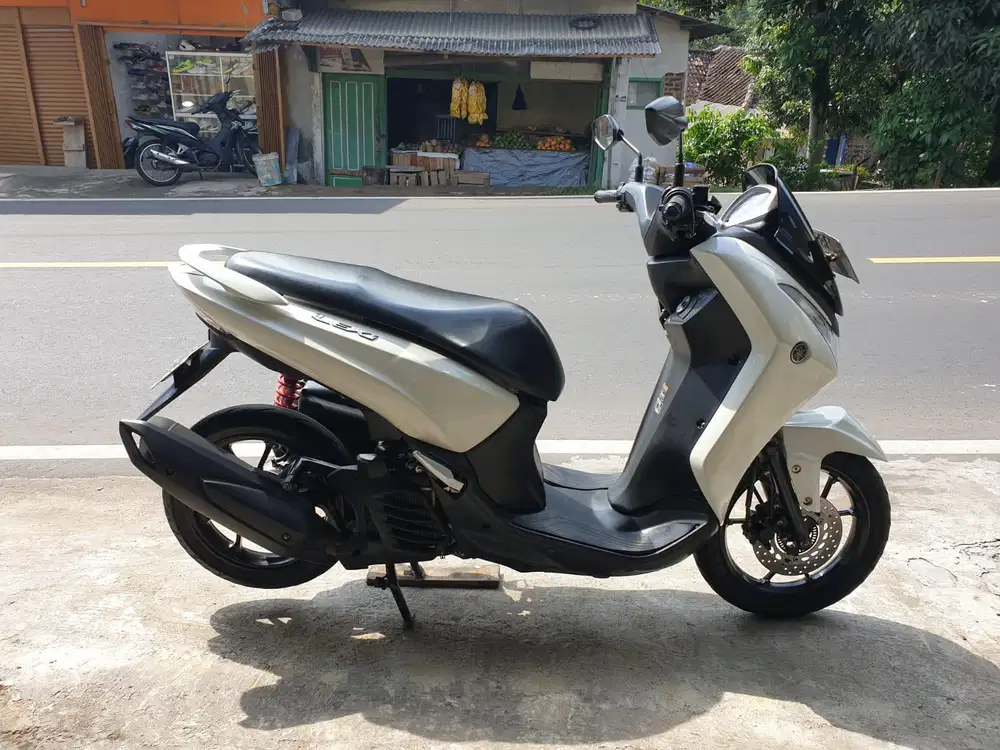 Yamaha Lexi 2018 mulus