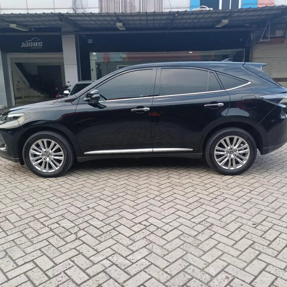 Toyota Harrier 2015 Bensin