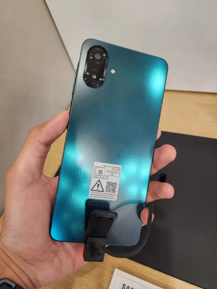 Free adaptor25watt Samsung A07 256gb