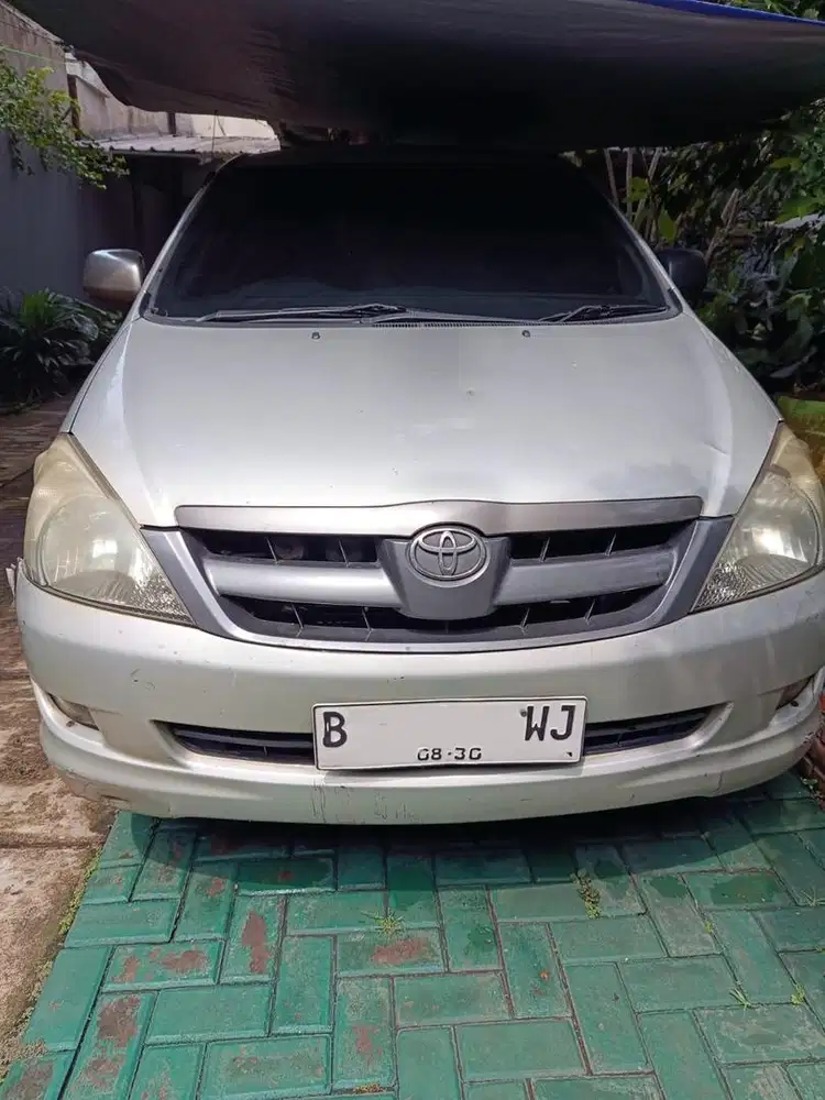 Toyota Kijang Innova Diesel 2005 2.5E