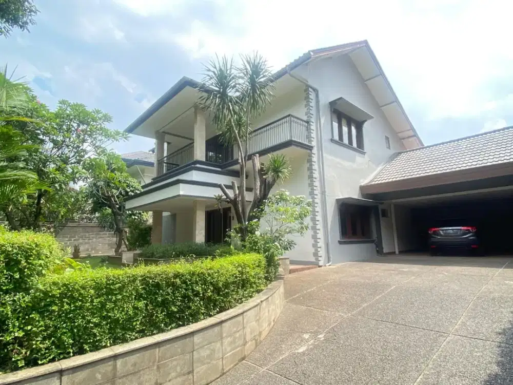 Disewakan Rumah Mewah dan Elegan, Berdiri Sendiri di Kawasan Elit Darmawangsa, Kebayoran Baru, Jakarta Selatan