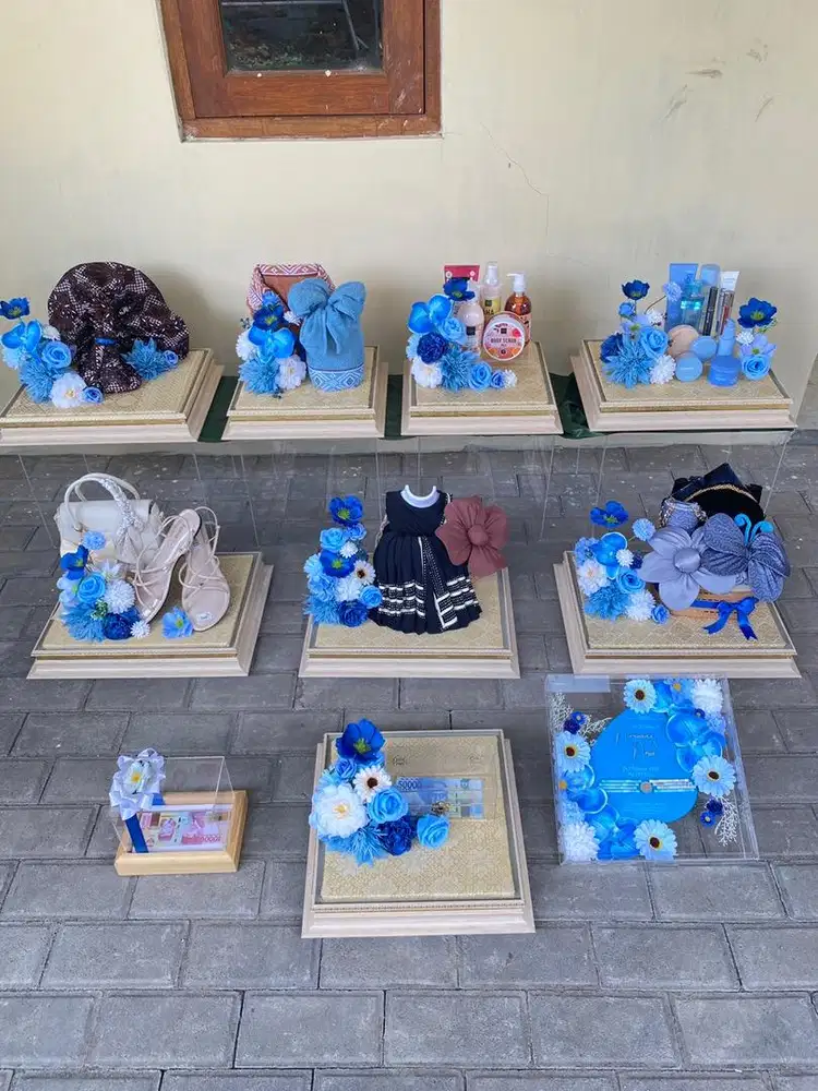 Jasa sewa dan hias seserahan