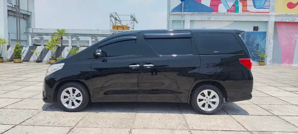 Toyota Alphard 2012 Bensin