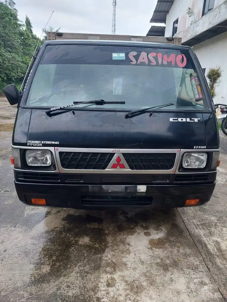 Dijual Murah Mitsubishi Colt L300 Box tahun 2018 !!!