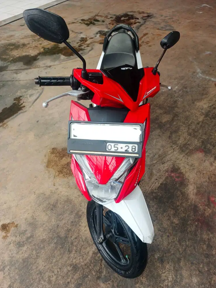 Honda Beat Esp Iss (tipe tertinggi) tahun 2018