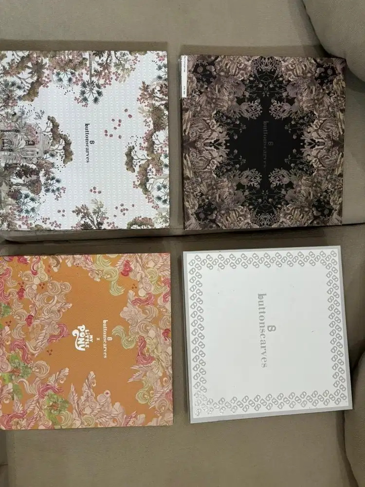 Box Kosong ButtonScarves Original