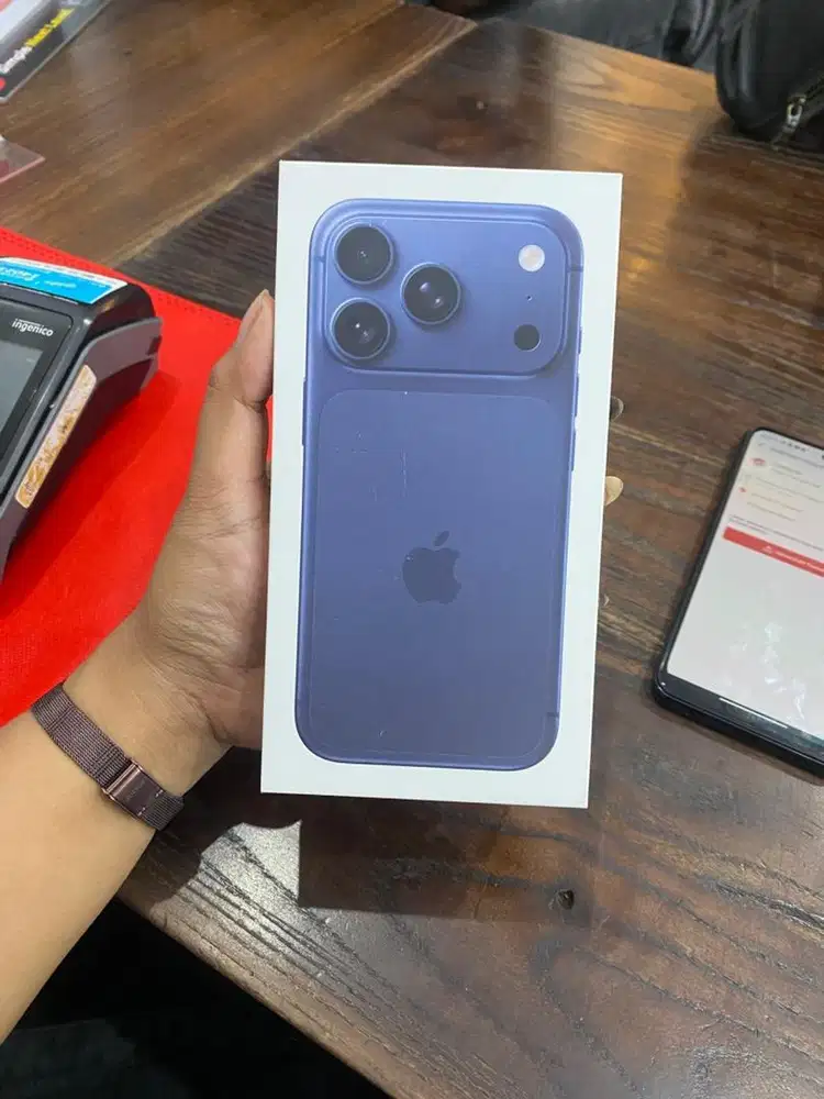 IPHONE 17 PRO 256 BISA CICILAN UP TO 12bln