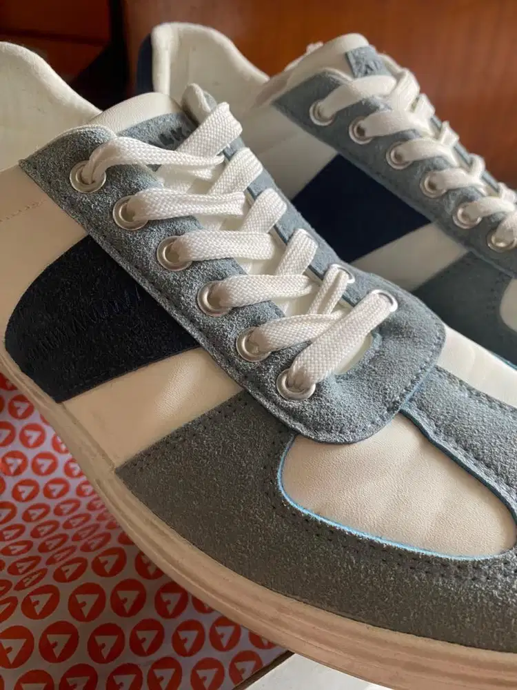 Sepatu Airwalk Casual White