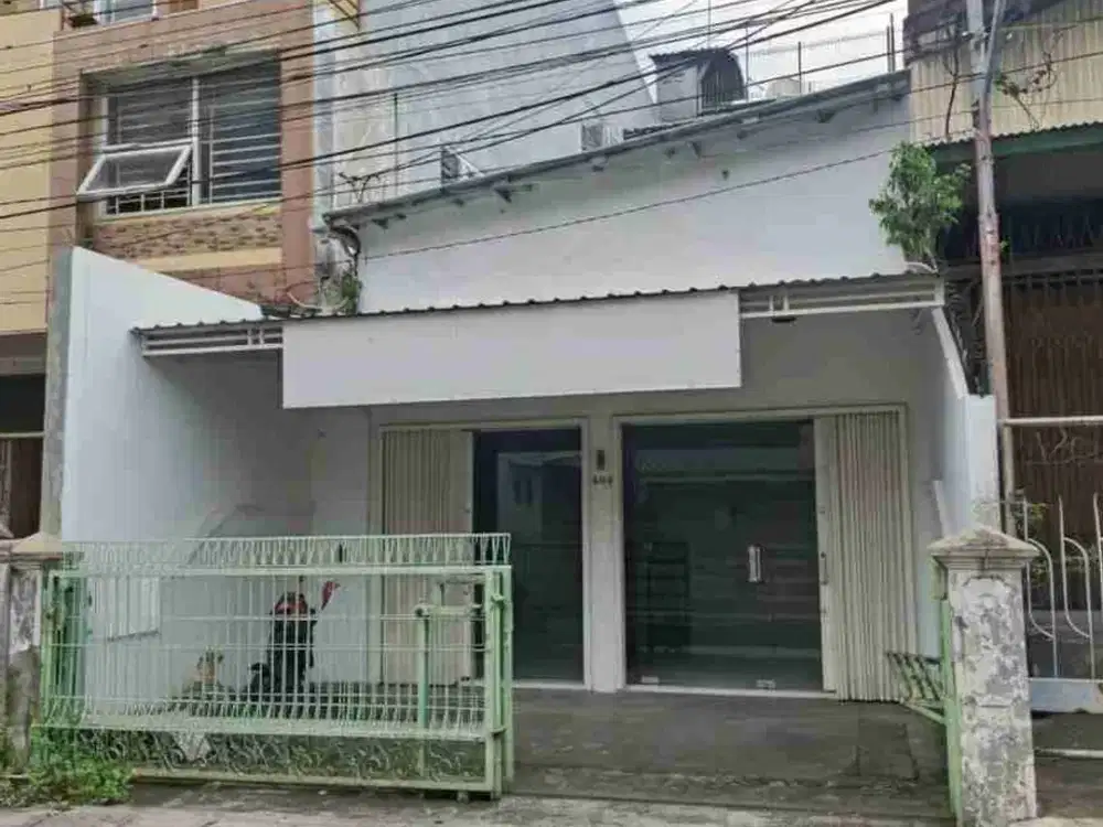 Dijual Rumah jarak 50 meter ke Dr.Cipto Semarang Jalan lebar