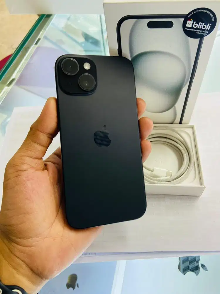 iphone 15 128gb black garansi ibox