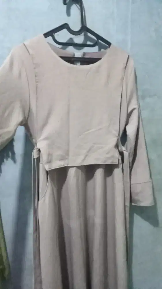 Gamis abu, masih bagus