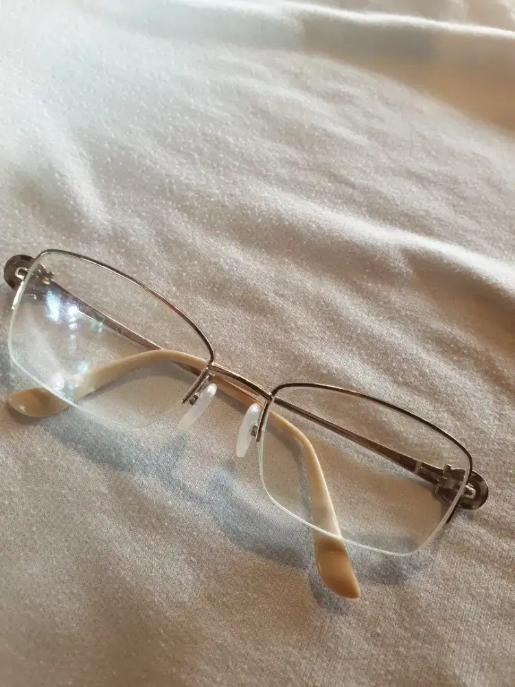 Kacamata Salvatore ferragamo frame gold