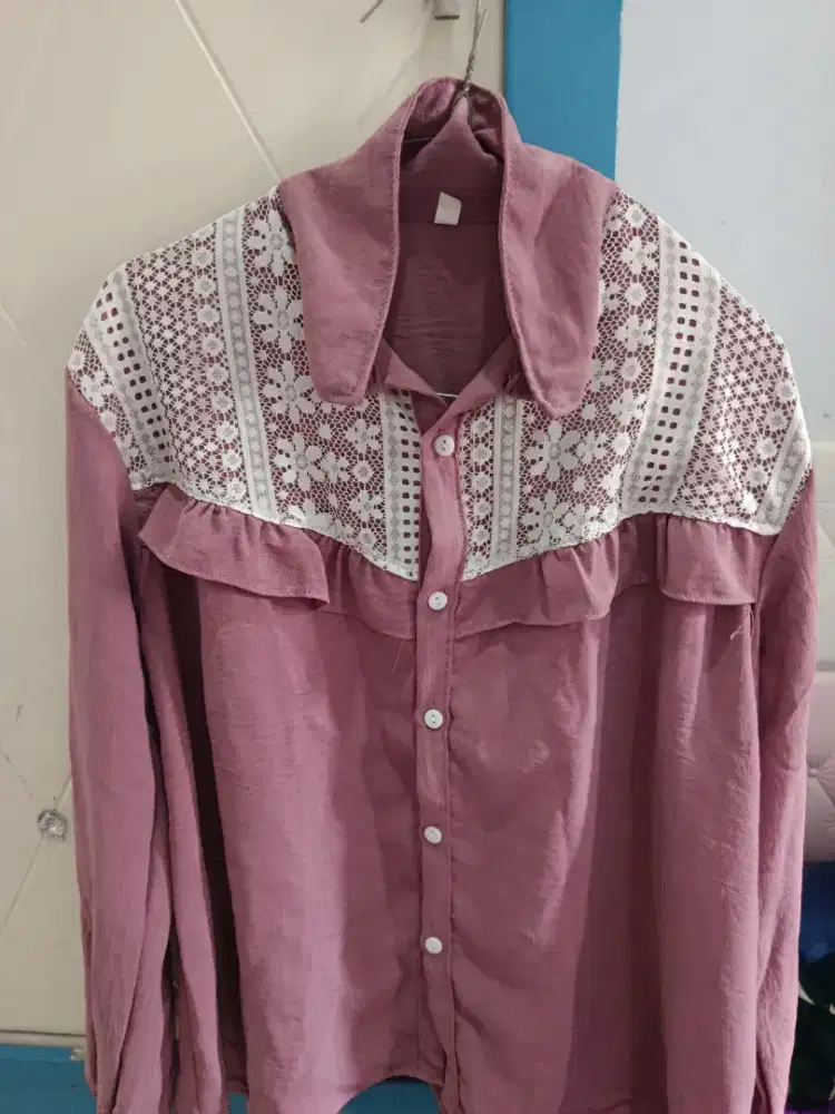 Atasan Blouse wanita