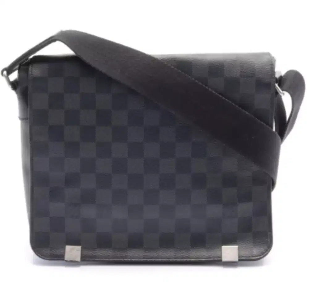 Louis Vuitton Damier graphite  MM canvas Messenger bag