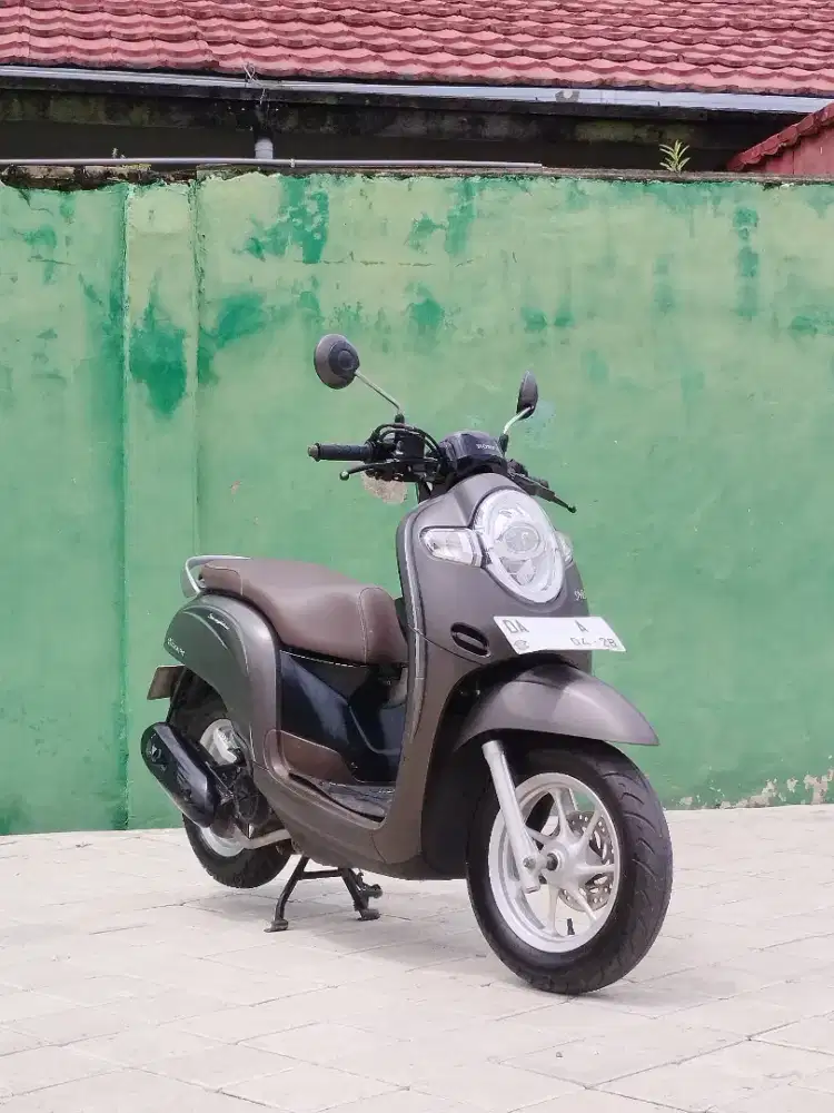 Scoopy Stylish 2018