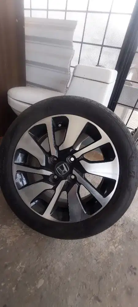 Velg Brio RS OEM R15 + Ban 80%