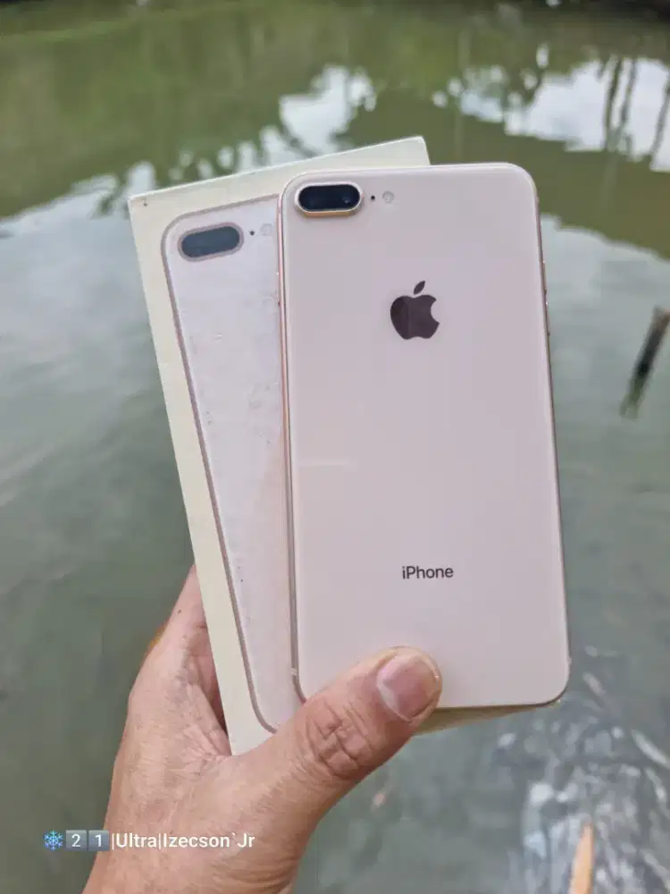 iPhone 8 Plus 256GB LL/A Fullset
Kondisi 90% Mulus, All Operator