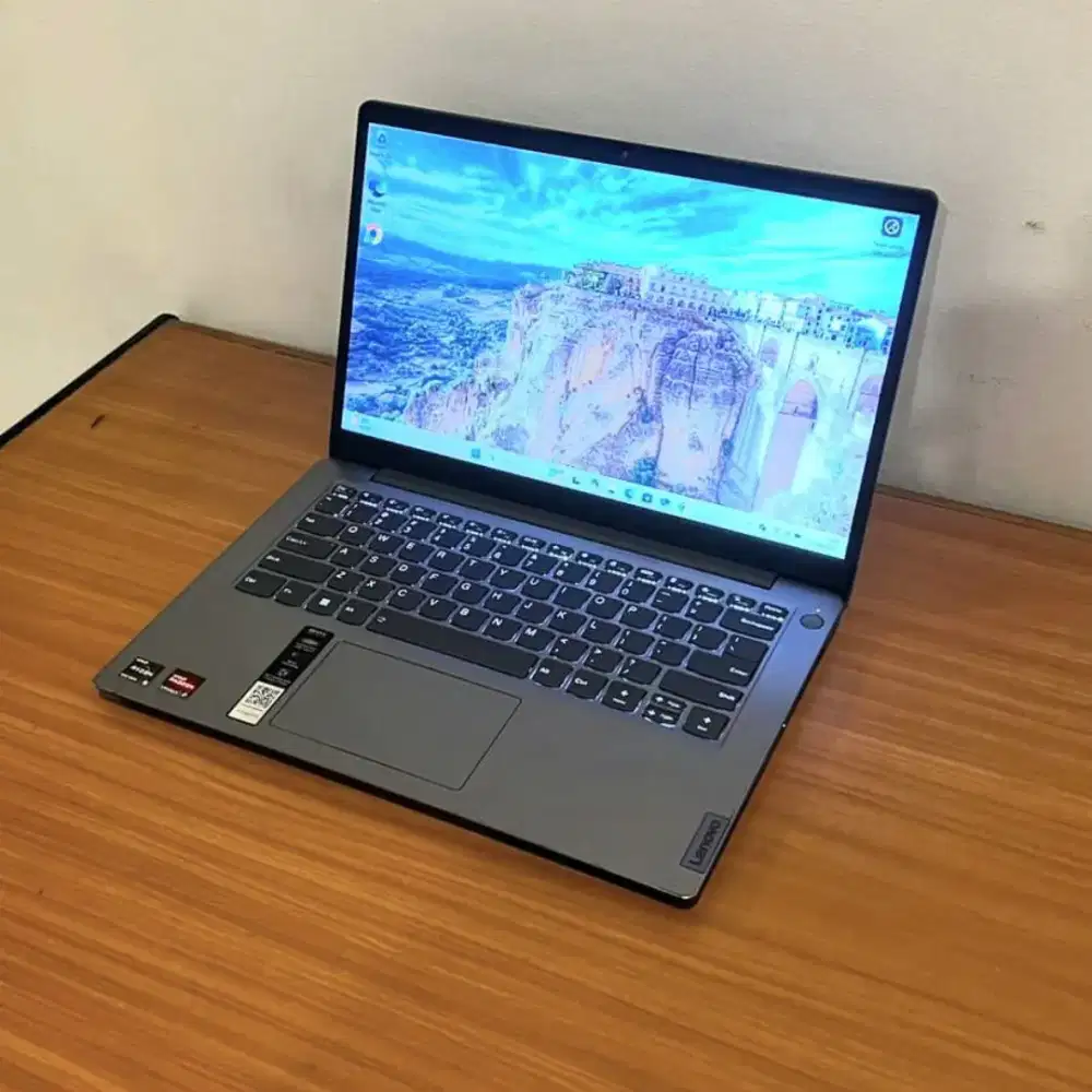 Laptop LENOVO IDEAPAD RYZEN 5