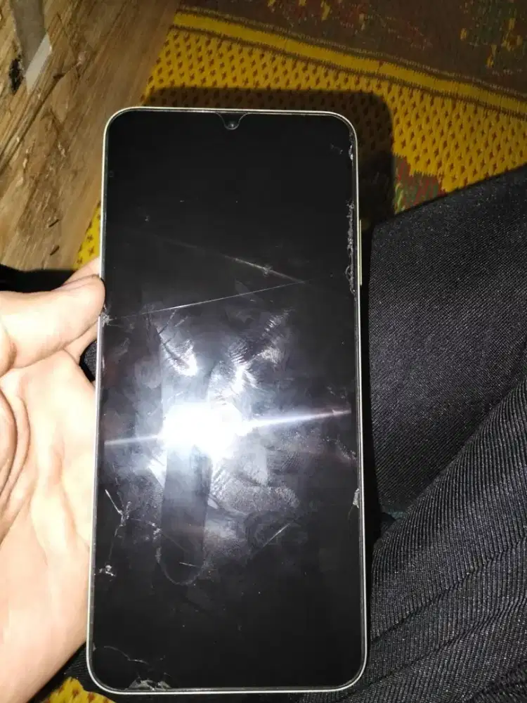 Samsung a05s 6+6/128