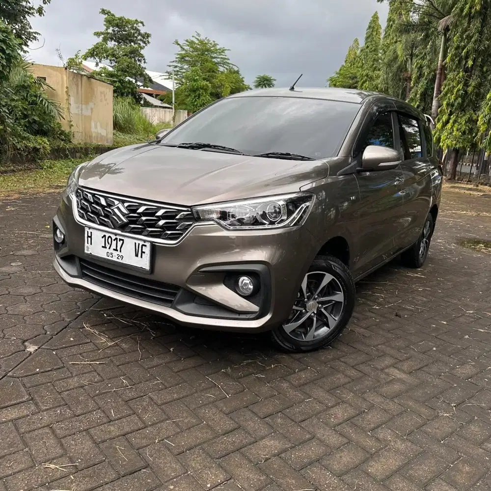 Ertiga 2024 hybrid Automatic istimewa