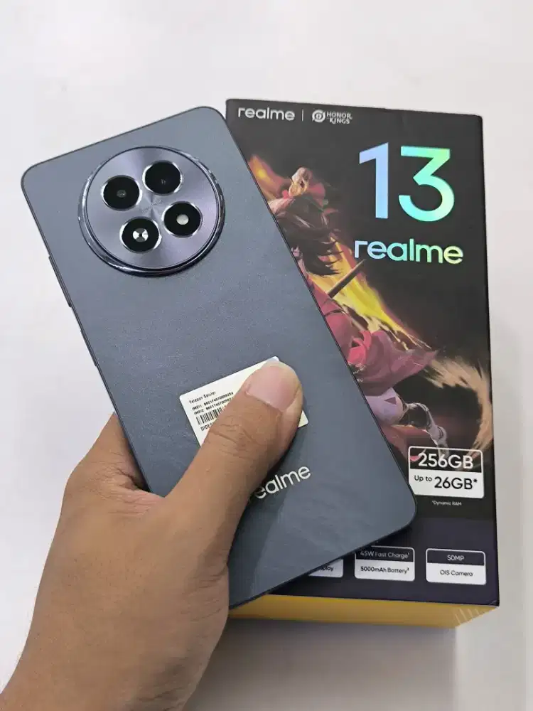 Open box realme 13 5G ram 12/25)