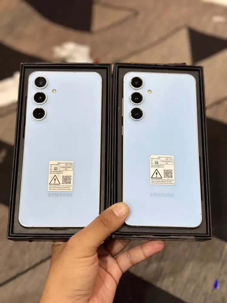 Seken Samsung S24 FE ram 8/128 Fullset Mulus Nominus