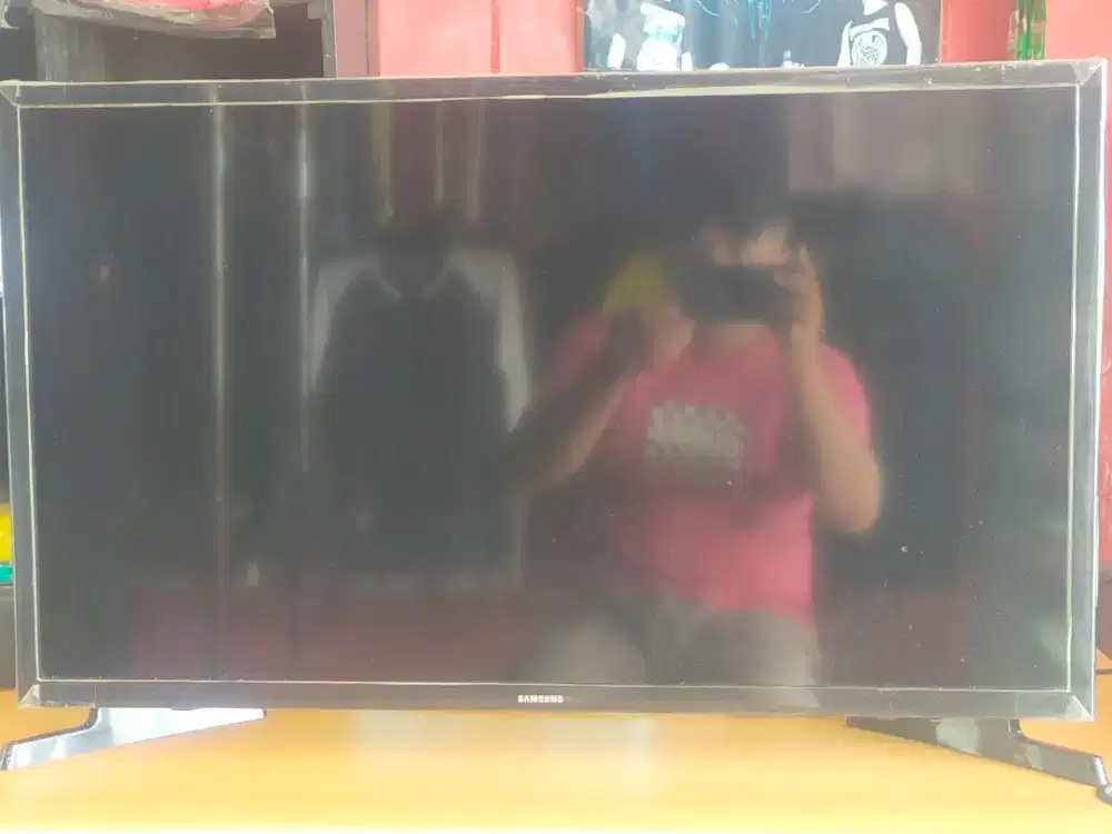 SMART TV LED SAMSUNG 32 INCH PRELOVED