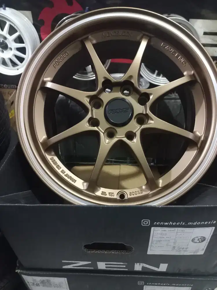 Velg Racing CE28 Ring 15 For Yaris Jazz Brio Calya sigra Ayla Avanza