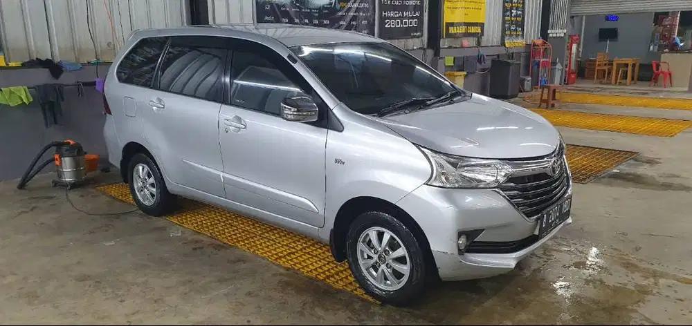 Toyota Grand New Avanza 2016 Manual Silver BU Tangan Pertama