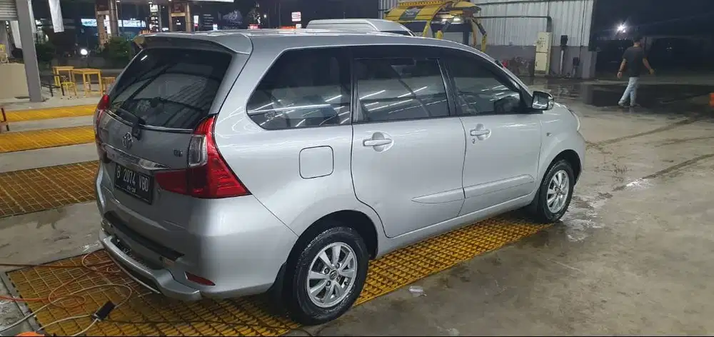 Toyota Grand New Avanza 2016 Manual Silver BU Tangan Pertama