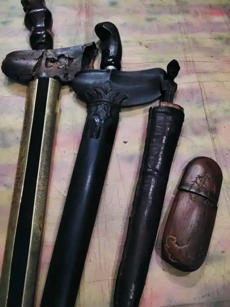 Keris Sepuh Asli Desa Wingit Layak Koleksi Borongan / Satuan
