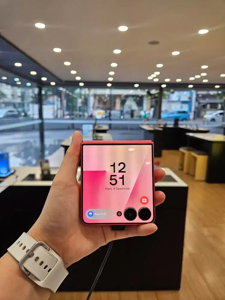 SAMSUNG GALAXY ZFLIP7