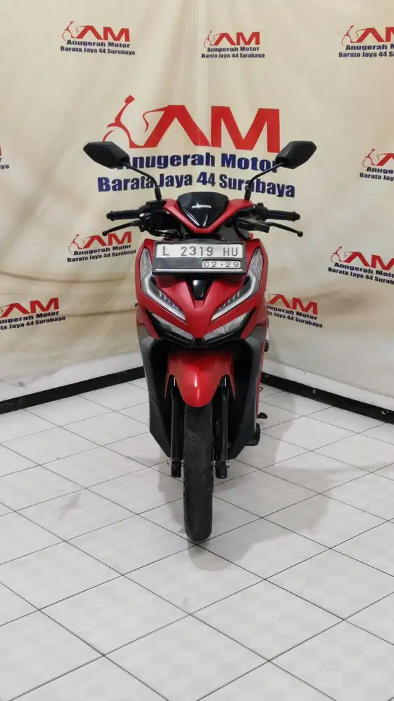 Honda Vario 150 keyless tahun 2018 warna merah doff