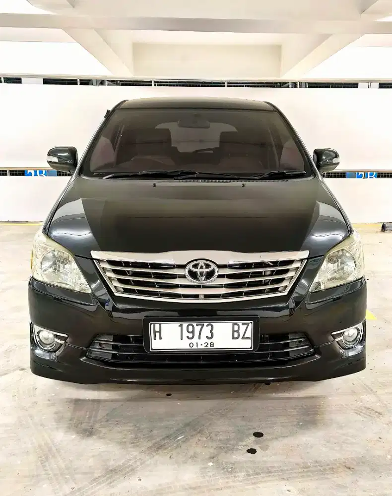 Innova bensin matic tipe g luxury