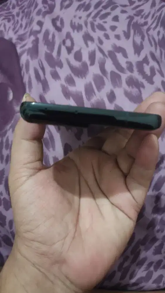 samsung s21 ultra, ram 12/256Gb, fullset ori sein. Like new!