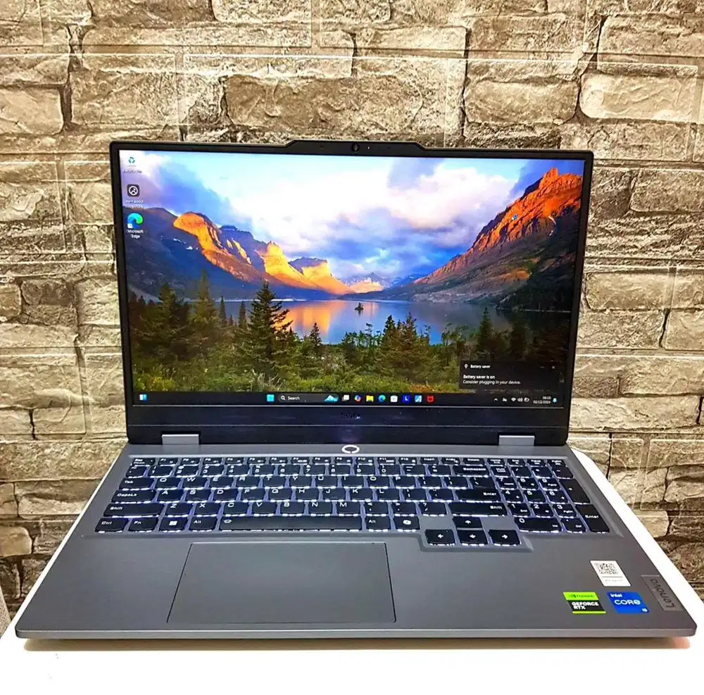 Laptop Gaming Lenovo LOQ 15IRH8 FULLSET SUPER Mulus