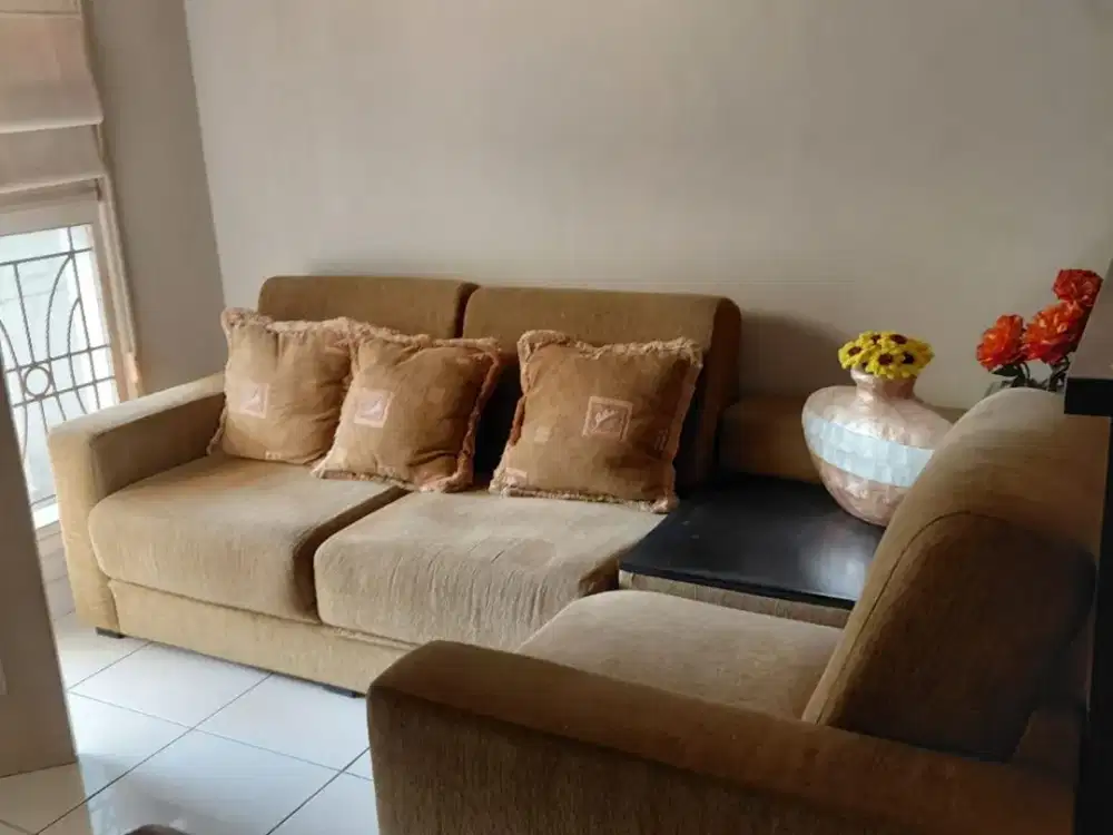 Dijual Rumah Hook di Kota Baru Parahyangan