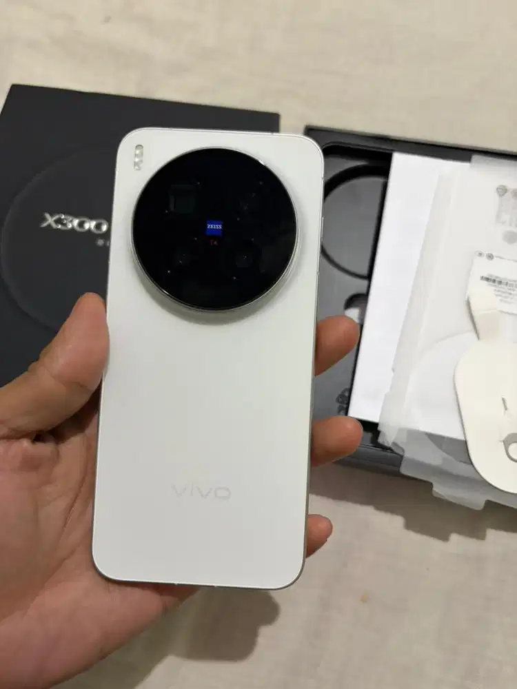 Vivo X300 Pro 16/512GB Fullset Terdaftar