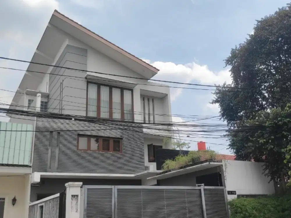 Rumah 3 Lantai Premium di Jantung Pulo Asem Rawamangun Akses Jalan Utama 371